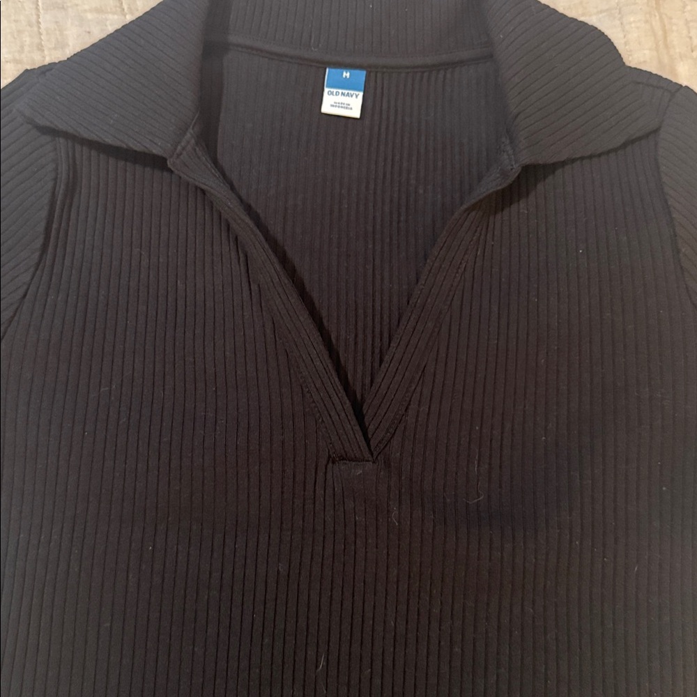Old Navy Black Ribbed Top - Picture 2 of 5